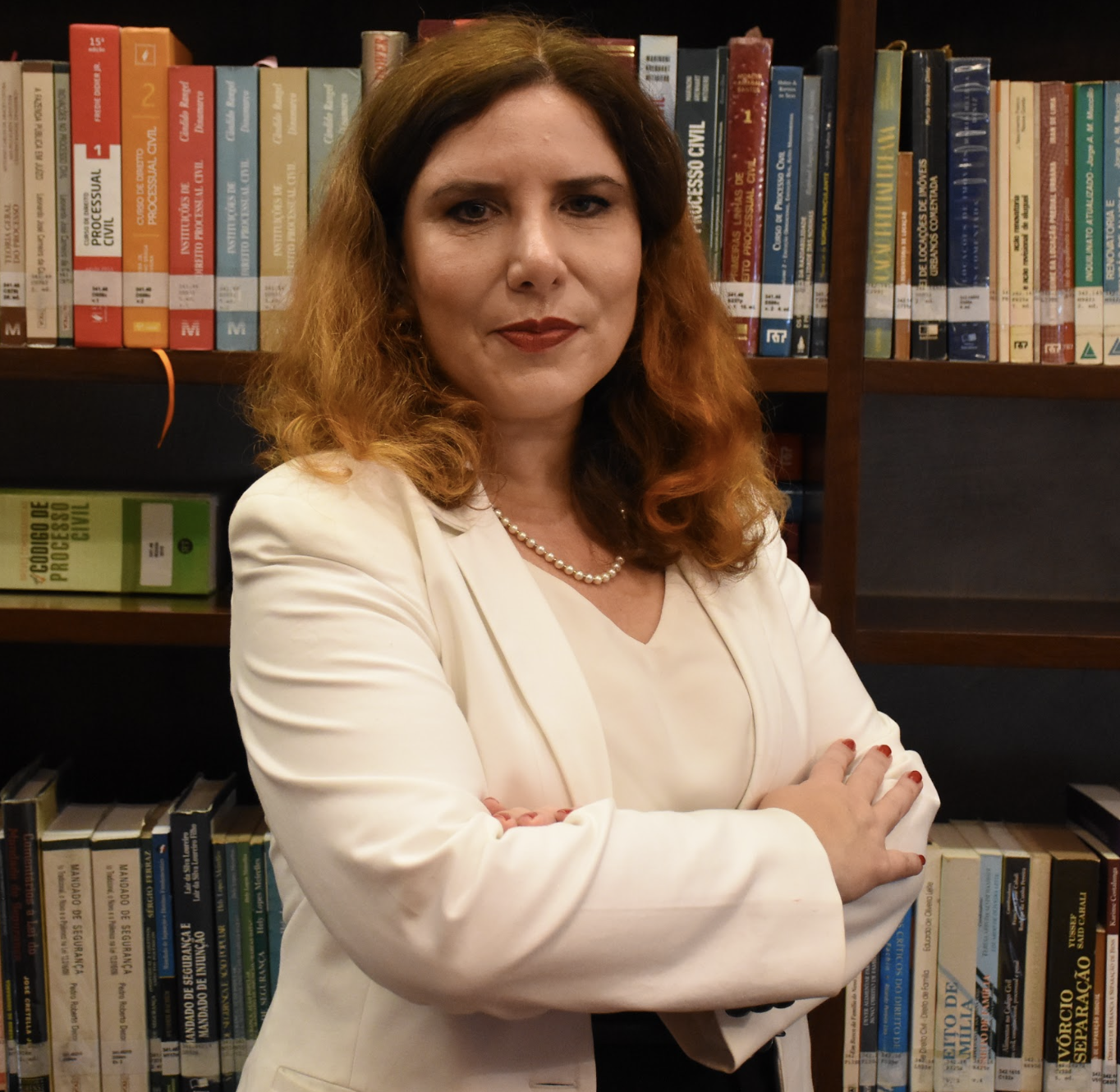 CAROLINA APARECIDA MARTINS MUNHOZ SIMIONI